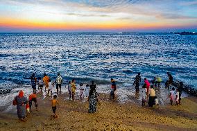 Daily Life In Colombo