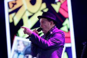 Mexicans Welcome The Year 2024 To The Salsa Rhythm Of Singer Ruben Blades