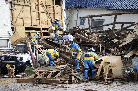 Aftermath of strong quake in central Japan