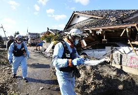 Aftermath of strong quake in central Japan