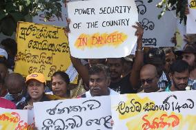 CEB Unions Stage Protest In Colombo