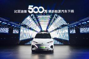 Xinhua Headlines: China's BYD becomes world's top pure electric vehicle seller in Q4
