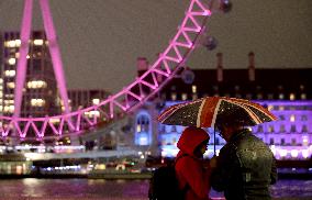 BRITAIN-LONDON-RAIN