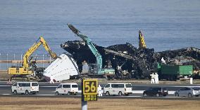 Japan Airlines plane collision at Haneda airport