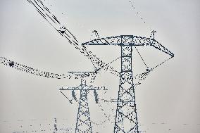 A High-voltage Transmission Line Tower in Qingzhou