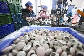 A Bottle Cap Company in Lianyungang