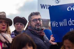 A Rally  To Call For The Release Of The Hostages Held By Hamas In Gaza - Paris