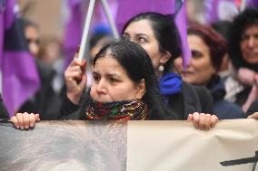 Demonstration in tribute to the Kurds murdered in Paris