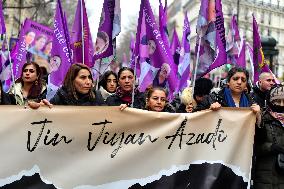 Demonstration in tribute to the Kurds murdered in Paris