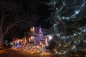 Christmas Season Decorations In Edmonton