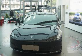 A Tesla Store in Hangzhou