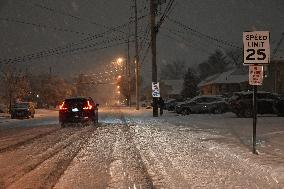 New York Metropolitan Area's First Snowfall Of 2024