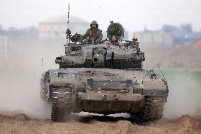 ISRAEL-GAZA-BORDER-ARMY
