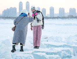 CHINA-HEILONGJIANG-HARBIN-ICE AMUSEMENT-TOURISM (CN)