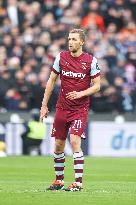 West Ham United v Bristol City - Emirates FA Cup Third Round