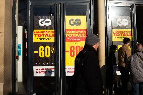 Total Liquidation At Go Sport Before Its Takeover By Intersport - Paris
