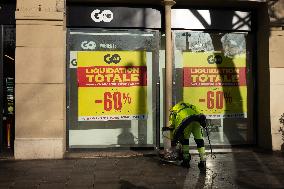 Total Liquidation At Go Sport Before Its Takeover By Intersport - Paris