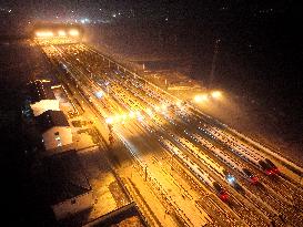 China Railway Implements New Train Operation Charts