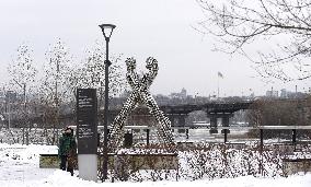 Unity sculpture on Dnipro embankment in Kyiv