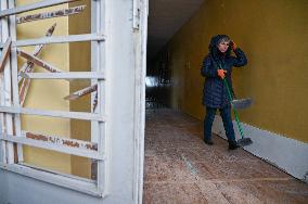Post-shelling repairs continue at Oriiana lyceum in Lviv