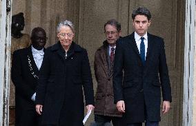 Handover Ceremony At Hotel De Matignon - Paris