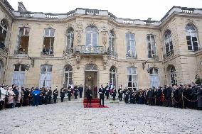 Handover Ceremony At Hotel De Matignon - Paris