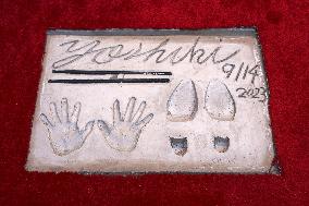 Yoshiki's handprint unveiled at Hollywood special ceremony