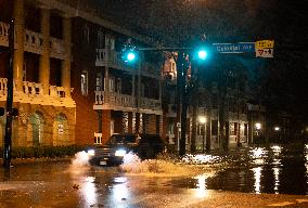 Storm Hits Hampton Roads, Flooding In Norfolk