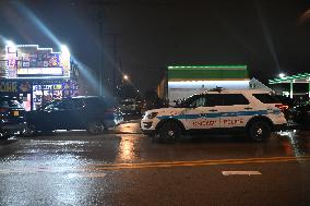Convenience Store Employee Shot And Killed In Chicago Illinois