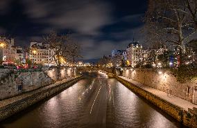 Paris By Night - Ready To Welcome the JO2024