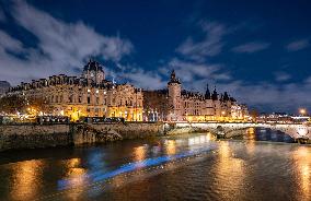 Paris By Night - Ready To Welcome the JO2024