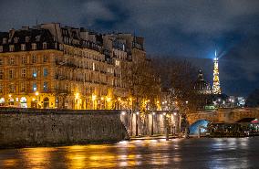 Paris By Night - Ready To Welcome the JO2024