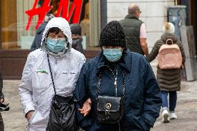 GREECE-ATHENS-VACCINATION-COVID-19-FLU-URGING