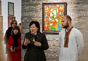 More Fragile than Glass exhibition of folk icons on glass opens in Lviv