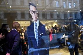 NCP presidential candidate Alexander Stubb campaigns