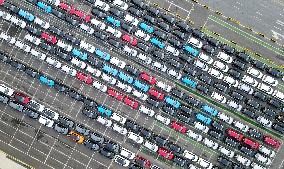 Xinhua Headlines: China's auto exports hit record high in 2023 amid increased global recognition
