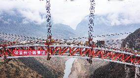 CHINA-GUIZHOU-EXPRESSWAY-GRAND BRIDGE-CONSTRUCTION (CN)