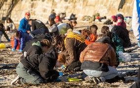 Volunteers Clean Pellets On Panxon Beach - Spain