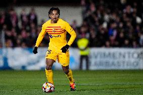 UD Barbastro v FC Barcelona - Copa Del Rey