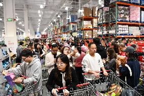 CHINA-GUANGDONG-SHENZHEN-COSTCO-NEW STORE (CN)