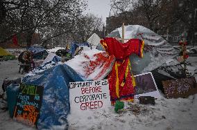 Edmonton's Homeless Residents Stand Firm In Downtown Eviction Standoff