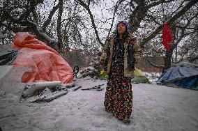 Edmonton's Homeless Residents Stand Firm In Downtown Eviction Standoff