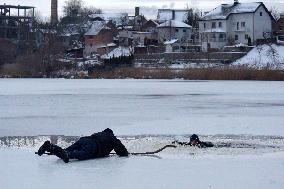 Exhibition ice rescue training drill in Vinnytsia
