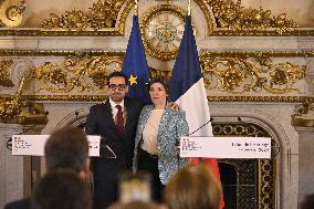 Handover Ceremony At Foreign Affairs Ministry - Paris