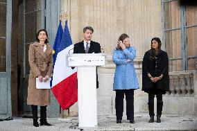 Handover Ceremony At Ministry Of Education - Paris