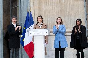 Handover Ceremony At Ministry Of Education - Paris