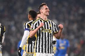 Juventus FC v Frosinone Calcio: Quarter Final - Coppa Italia