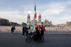 Mexico City's Zócalo Declared A Pedestrian Zone