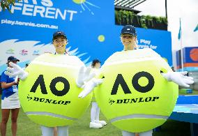 (SP)AUSTRALIA-MELBOURNE-TENNIS-AUSTRALIAN OPEN-KIDS TENNIS DAY