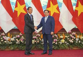 Indonesian president in Hanoi